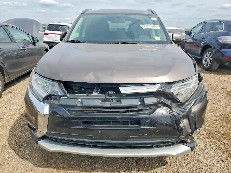2016 MITSUBISHI OUTLANDER SE  