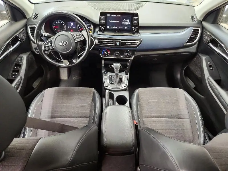 2021 KIA SELTOS S  