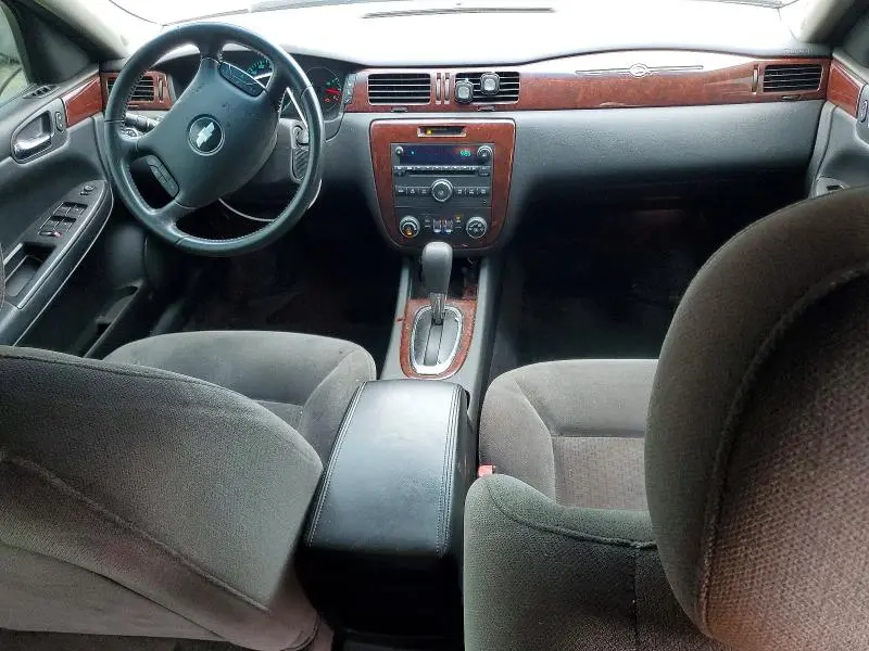 2010 CHEVROLET IMPALA LT  