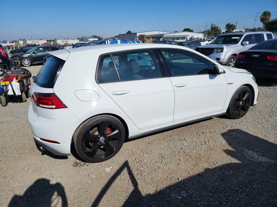 2018 VOLKSWAGEN GTI S  