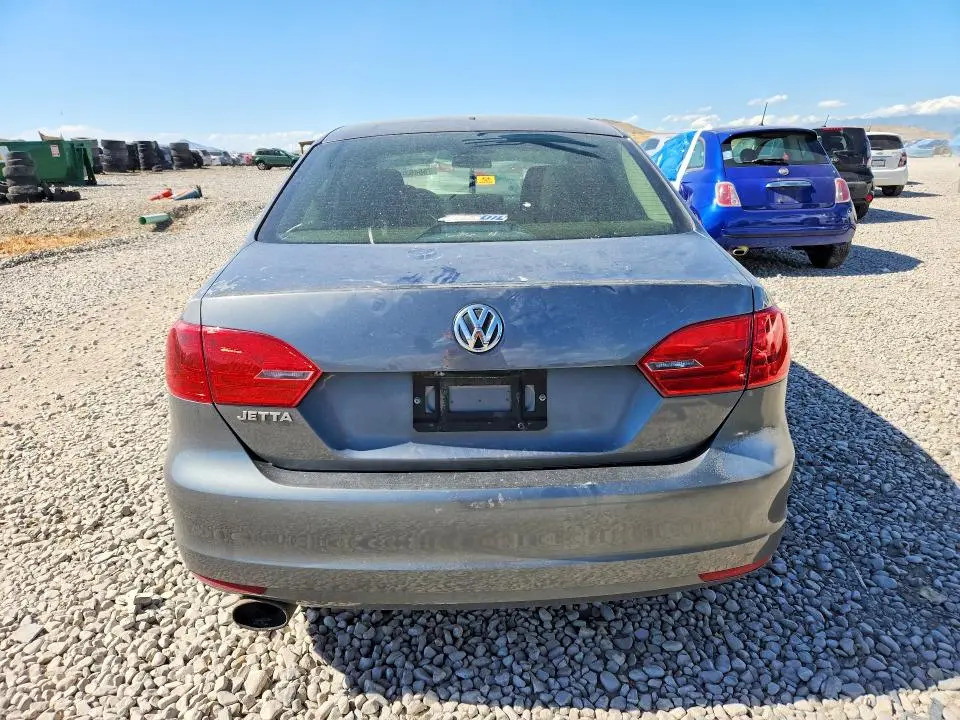 2014 VOLKSWAGEN JETTA BASE  