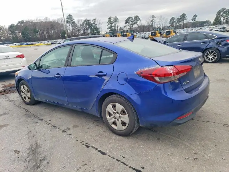 2017 KIA FORTE LX  