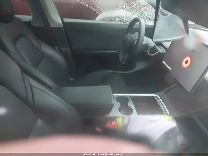 2022 TESLA MODEL Y LONG RANGE DUAL MOTOR ALL-WHEEL DRIVE