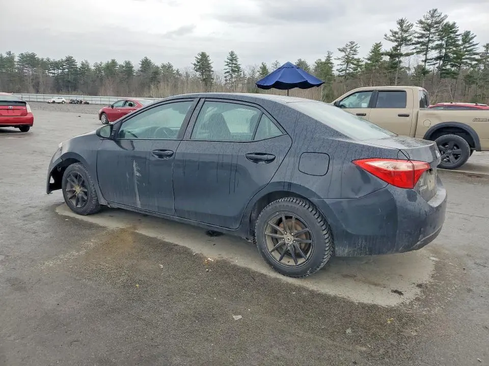 2017 TOYOTA COROLLA LE  