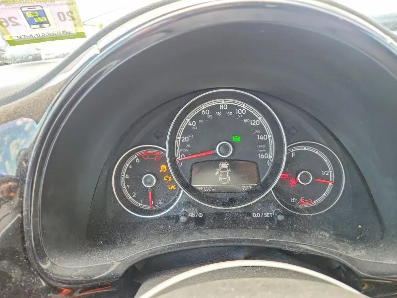 2017 VOLKSWAGEN BEETLE 1.8T  