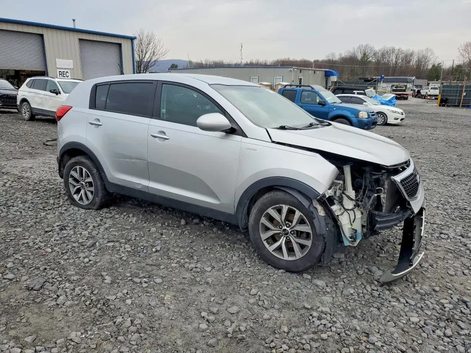 2016 KIA SPORTAGE LX  