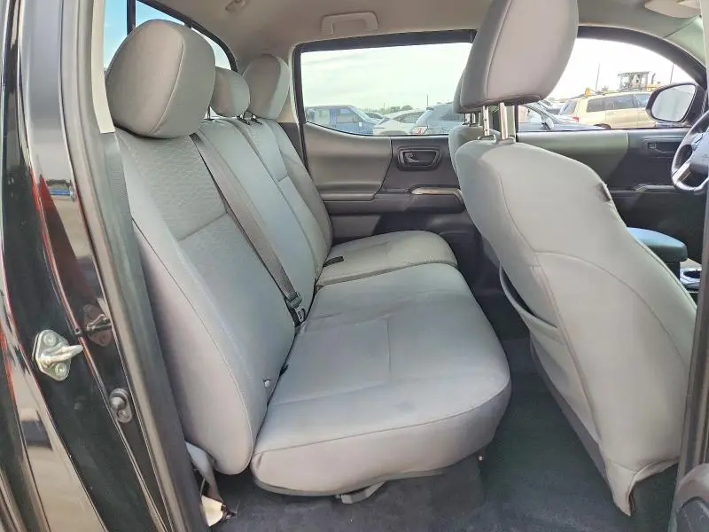 2018 TOYOTA TACOMA SR5 V6  