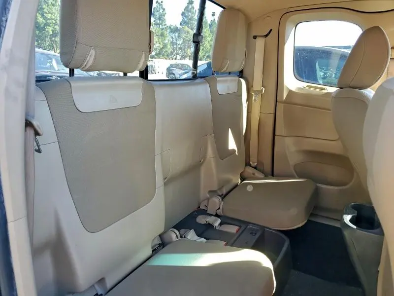 2013 TOYOTA TACOMA BASE  