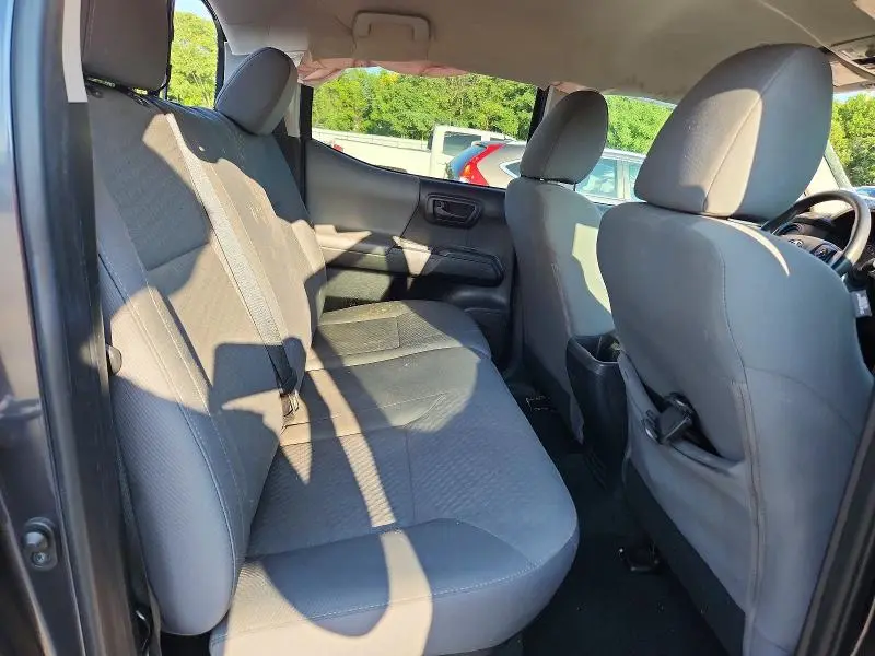 2020 TOYOTA TACOMA SR V6  