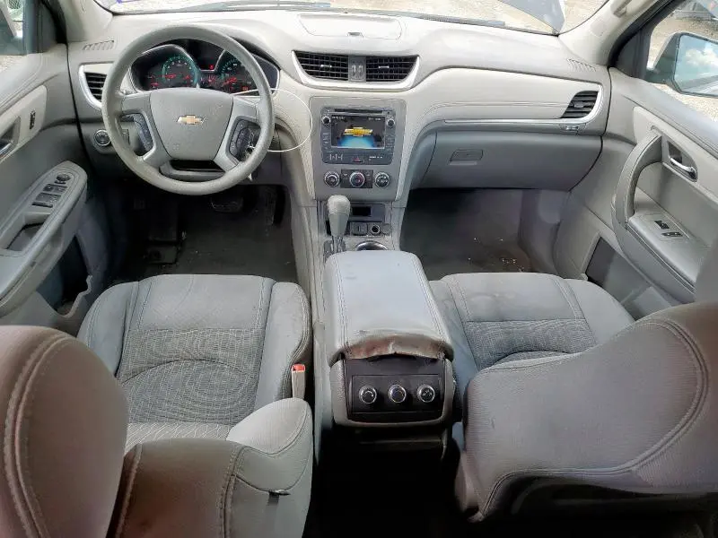 2016 CHEVROLET TRAVERSE LS  