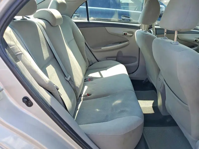 2013 TOYOTA COROLLA LE PLUS/LE PREMIUM  