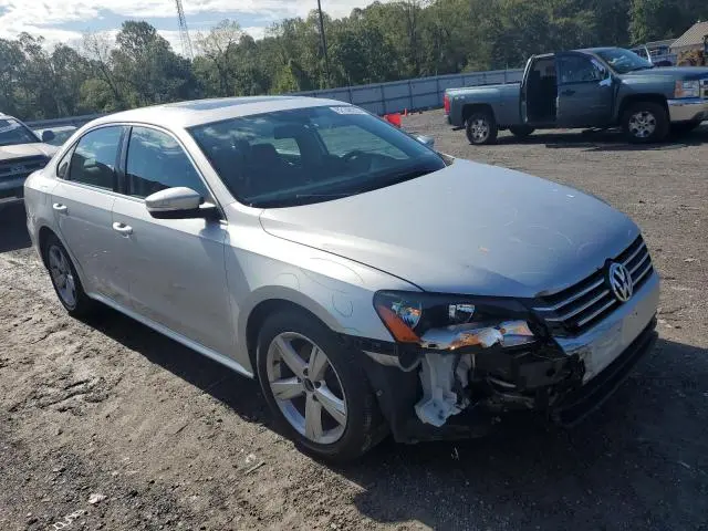 2012 VOLKSWAGEN PASSAT SE