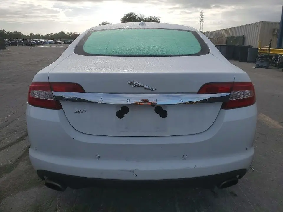 2011 JAGUAR XF PREMIUM  
