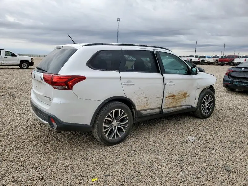 2016 MITSUBISHI OUTLANDER SE  