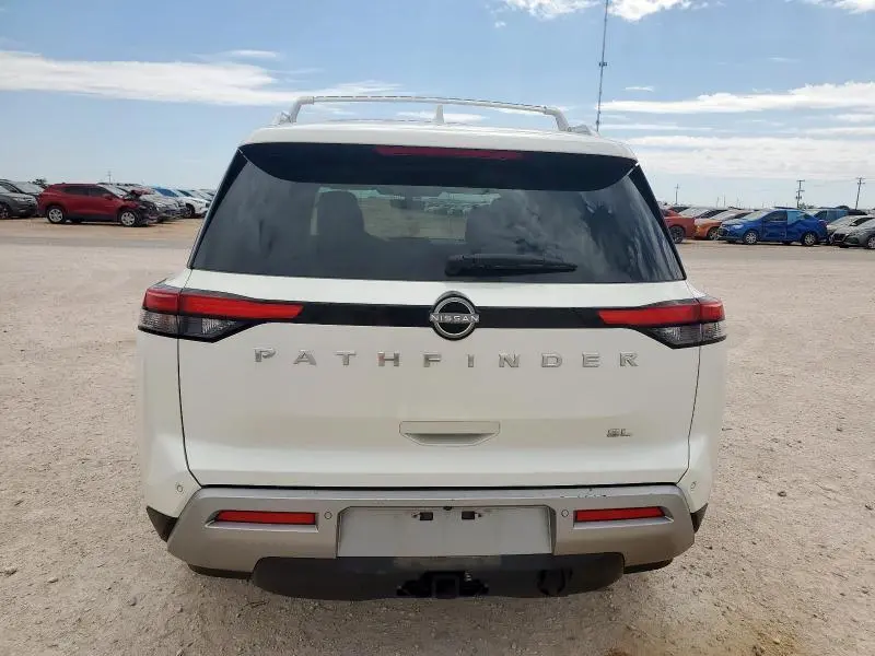 2023 NISSAN PATHFINDER SL  