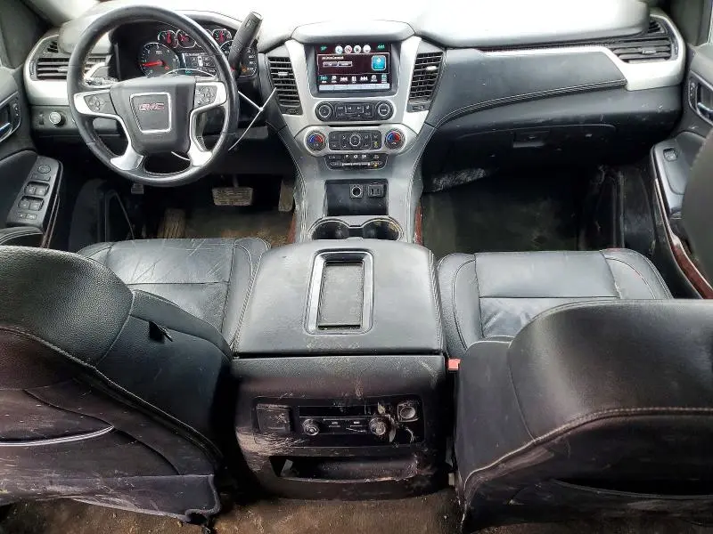 2017 GMC YUKON XL K1500 SLE  