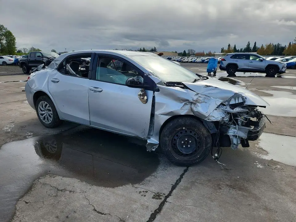 2019 TOYOTA COROLLA LE  