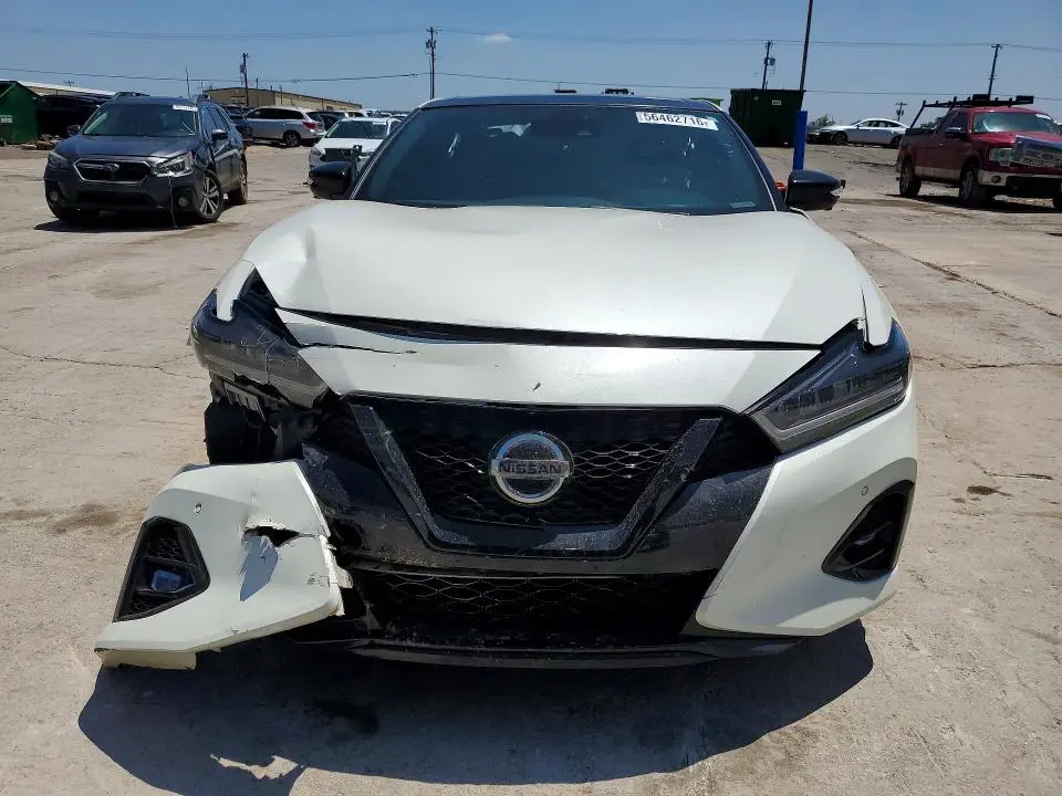 2022 NISSAN MAXIMA SR  