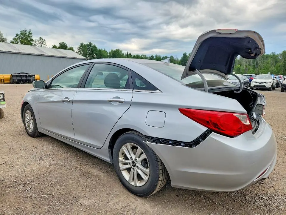 2012 HYUNDAI SONATA GLS  