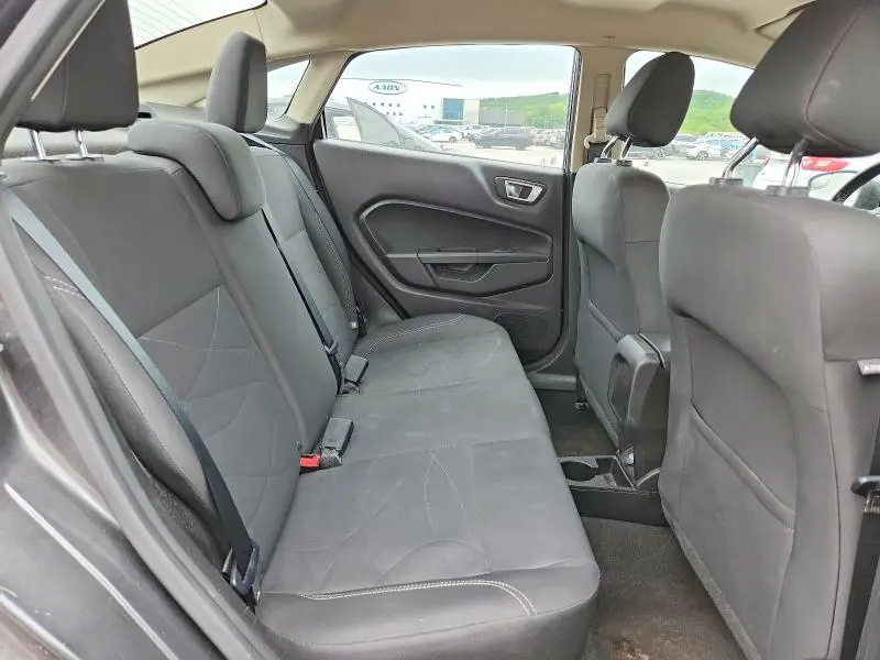 2016 FORD FIESTA SE  