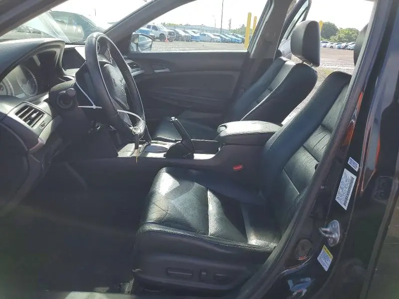 2011 HONDA ACCORD SE  