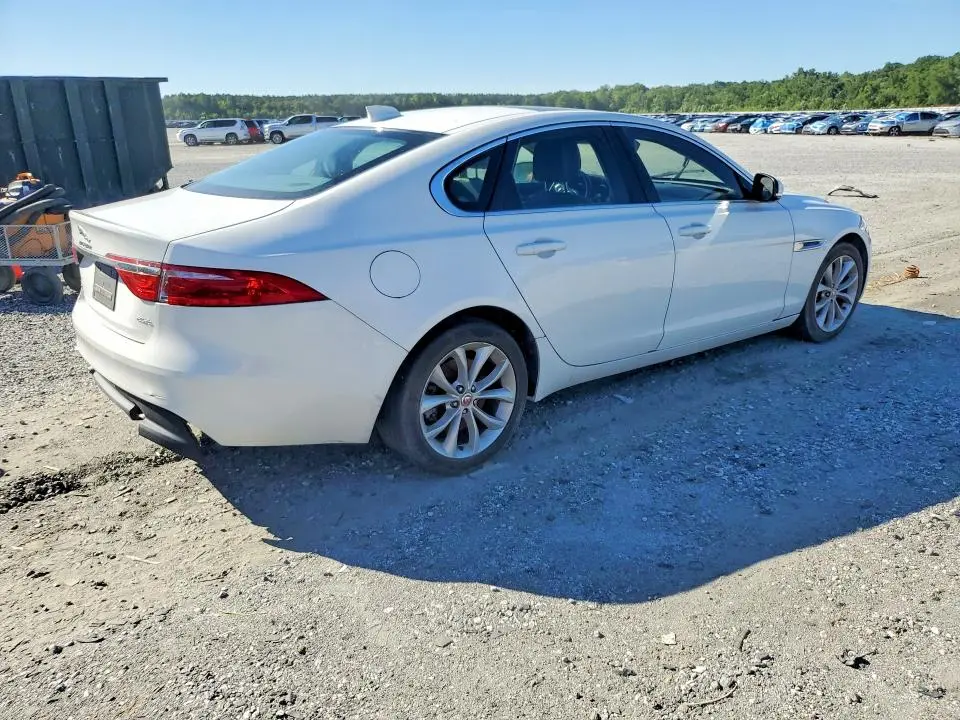 2019 JAGUAR XF PREMIUM  