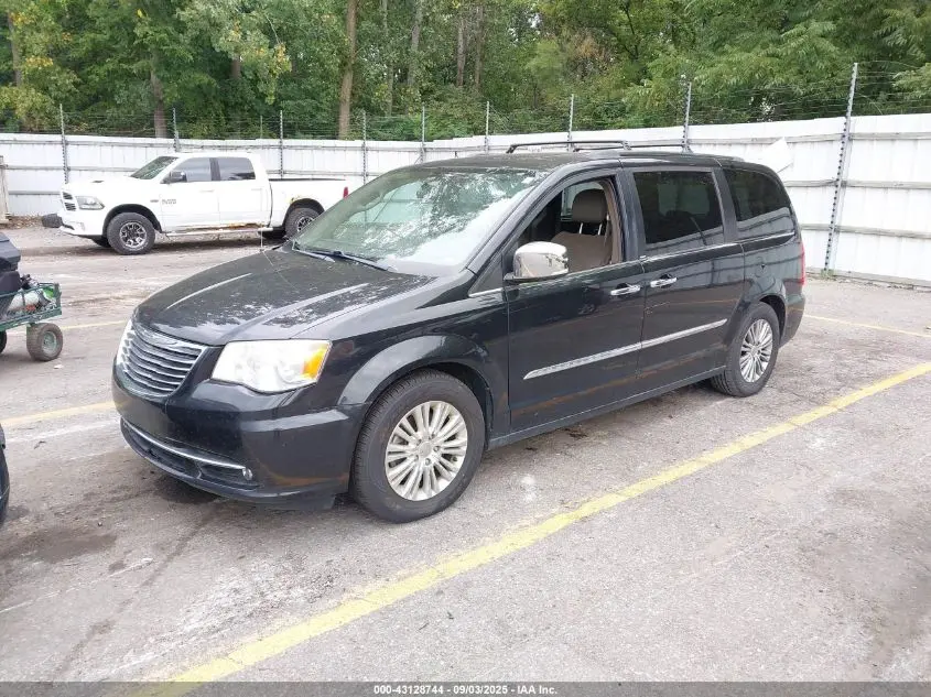 2013 CHRYSLER TOWN & COUNTRY LIMITED