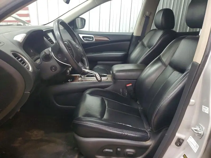 2017 NISSAN PATHFINDER PLATINUM  