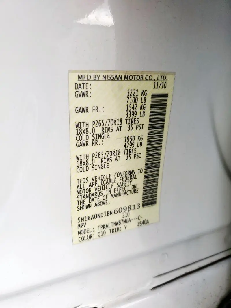 2011 NISSAN ARMADA SV  