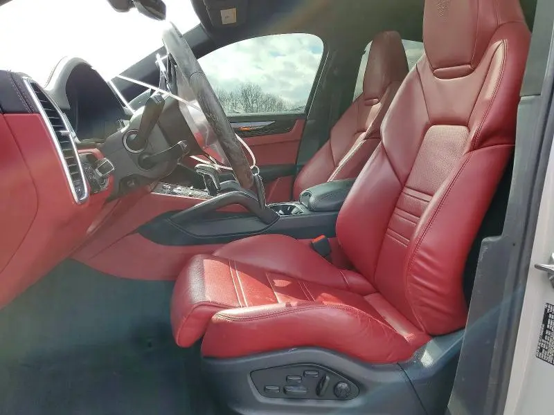 2022 PORSCHE CAYENNE E HYBRID COUPE  