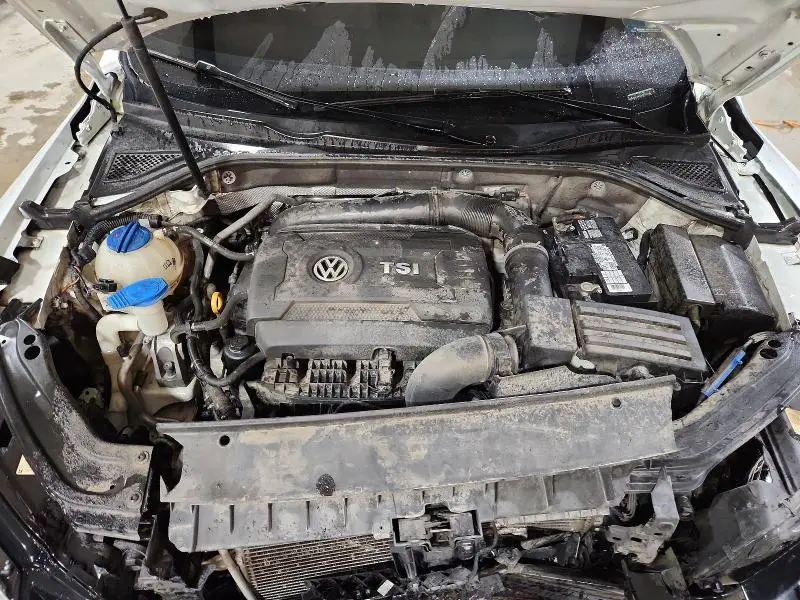 2017 VOLKSWAGEN PASSAT SE  