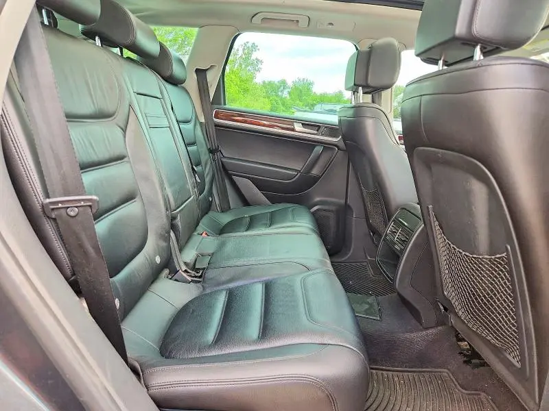 2014 VOLKSWAGEN TOUAREG V6  