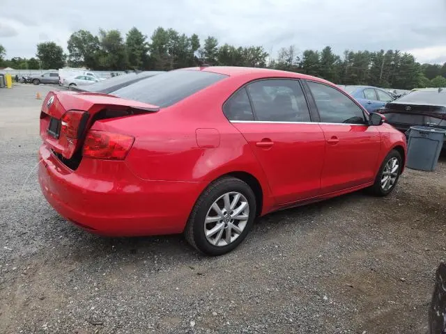 2013 VOLKSWAGEN JETTA SE  
