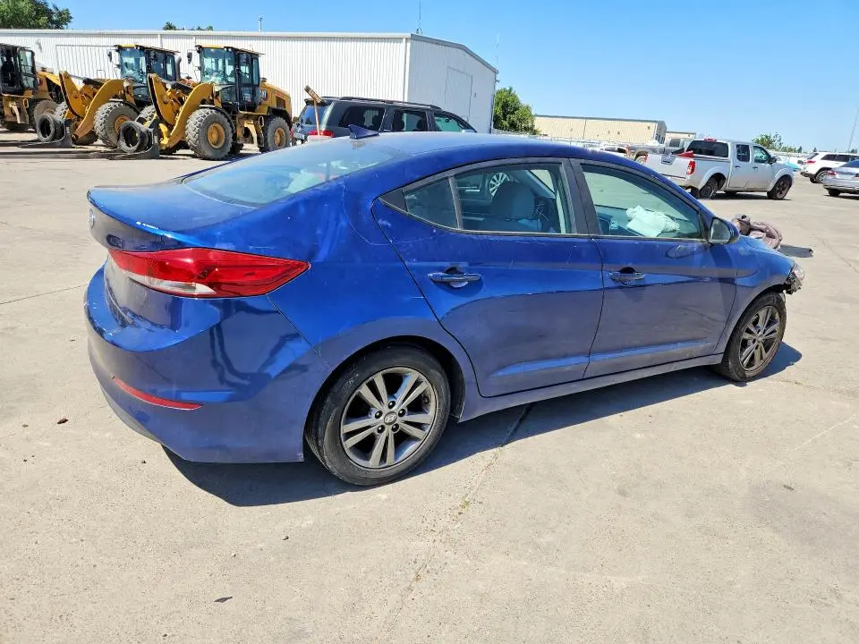 2017 HYUNDAI ELANTRA SE  