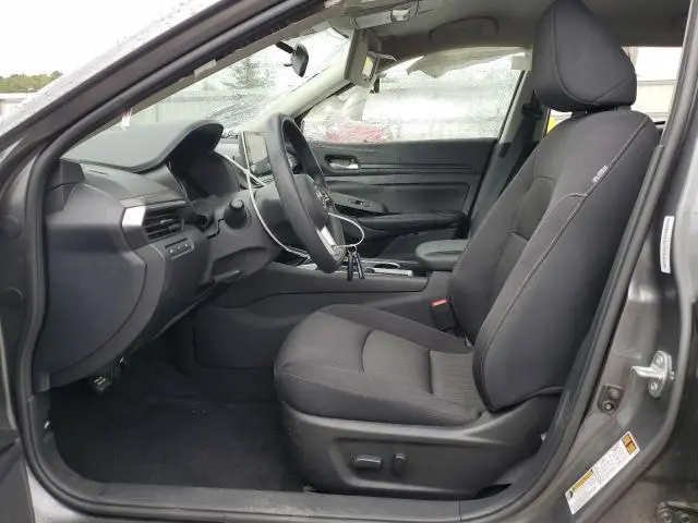 2024 NISSAN ALTIMA SV  