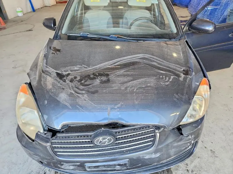 2010 HYUNDAI ACCENT GLS  