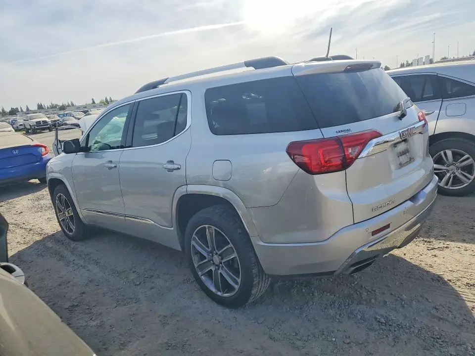2019 GMC ACADIA DENALI  