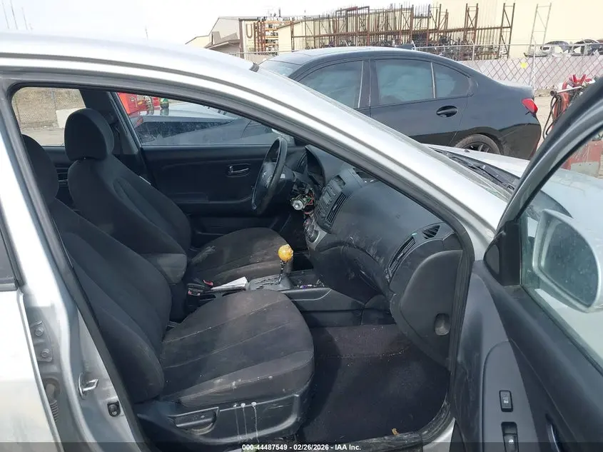 2010 HYUNDAI ELANTRA SE