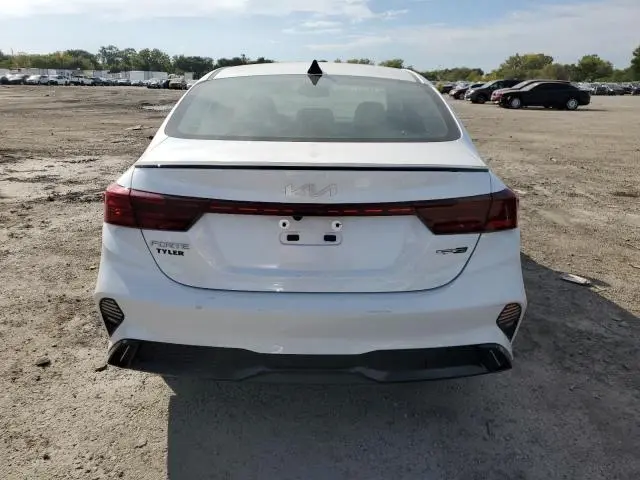 2024 KIA FORTE GT LINE  