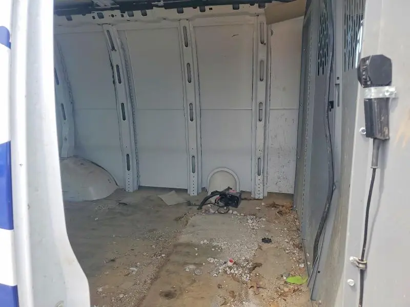 2023 GMC SAVANA G2500  
