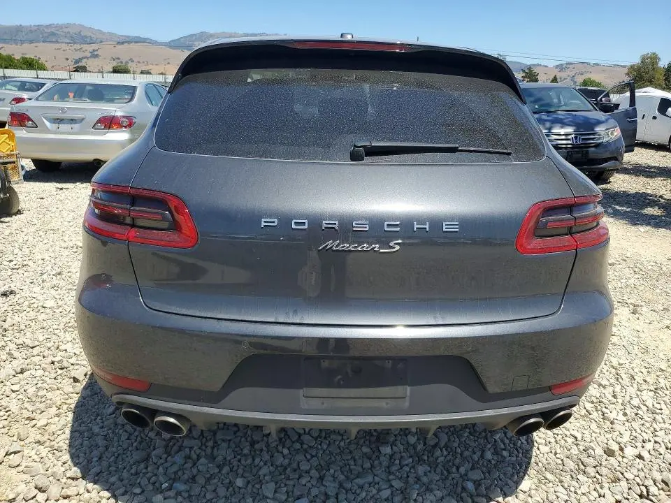 2017 PORSCHE MACAN S  