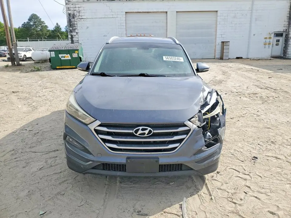2017 HYUNDAI TUCSON SE PLUS  