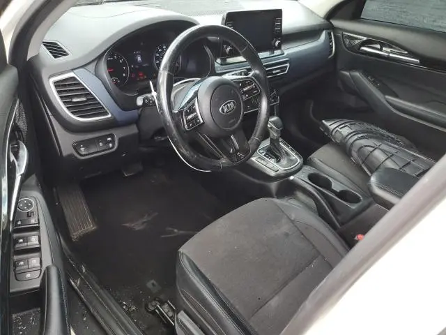 2021 KIA SELTOS S  