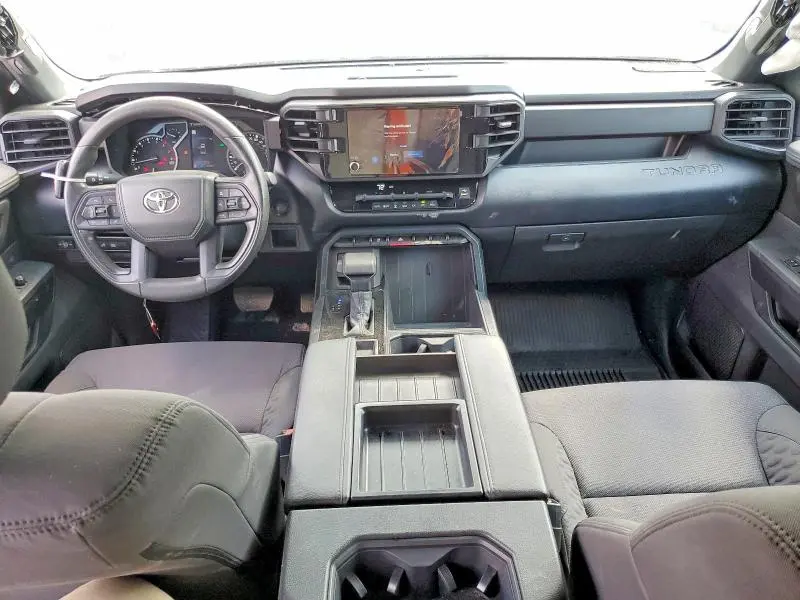 2025 TOYOTA TUNDRA SR  