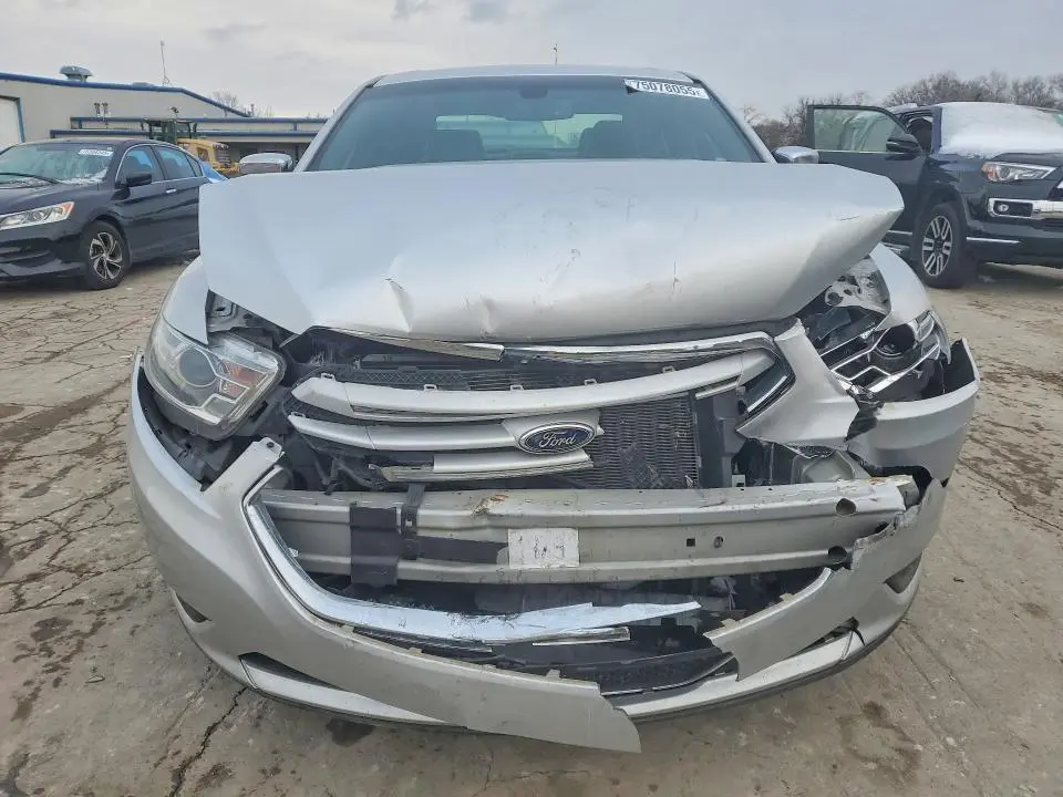 2016 FORD TAURUS LIMITED  