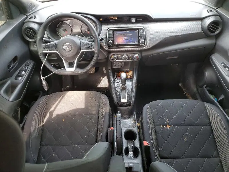 2019 NISSAN KICKS S  