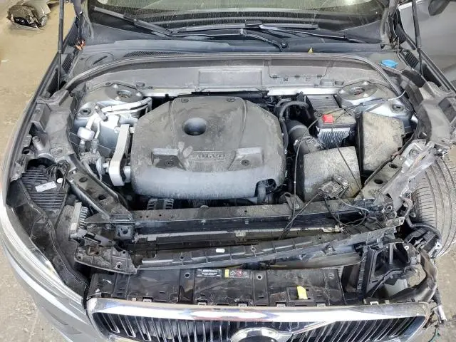 2021 VOLVO XC60 T5 MOMENTUM  