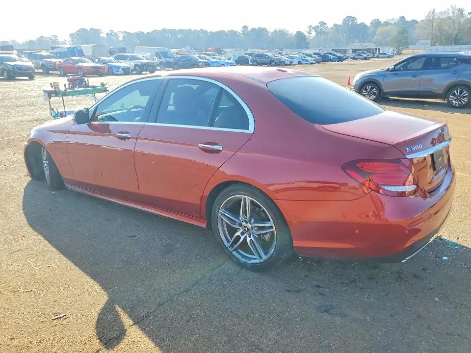 2019 MERCEDES-BENZ E 300  