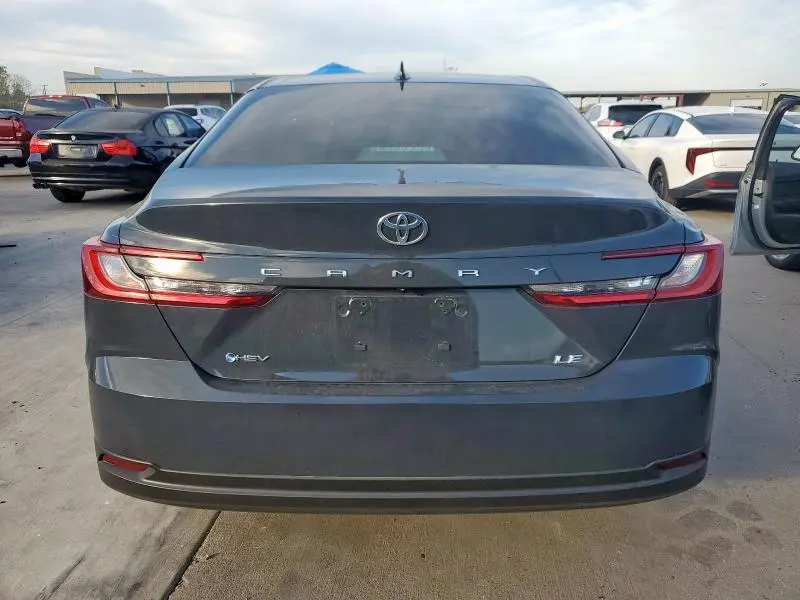 2025 TOYOTA CAMRY XSE  