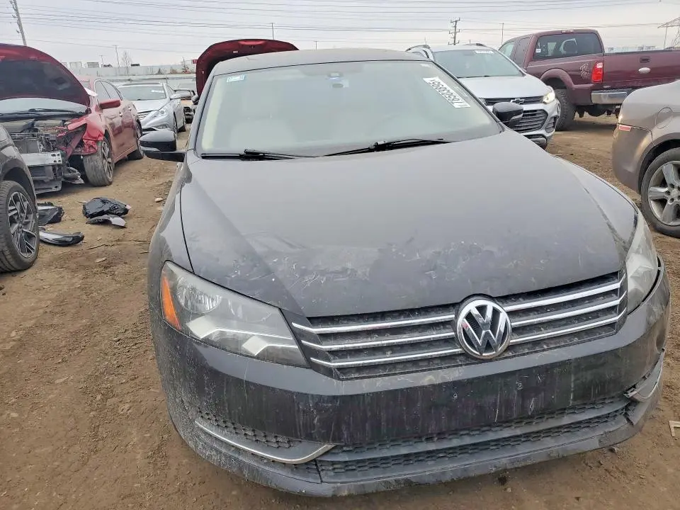 2014 VOLKSWAGEN PASSAT SE  